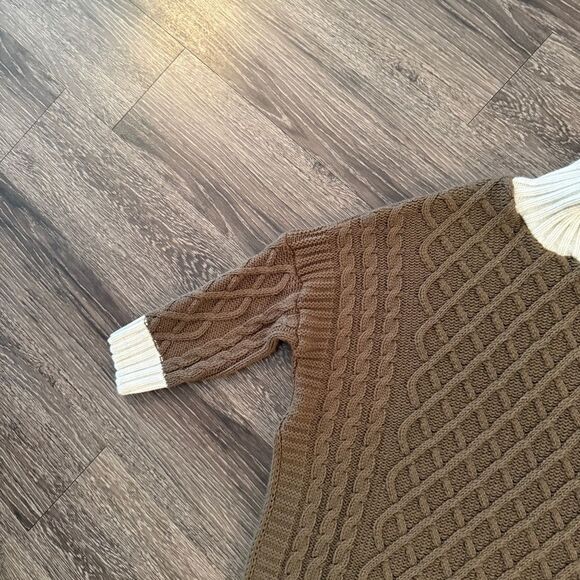 Mersea Lisbon Traveler - Picture 2 of 7